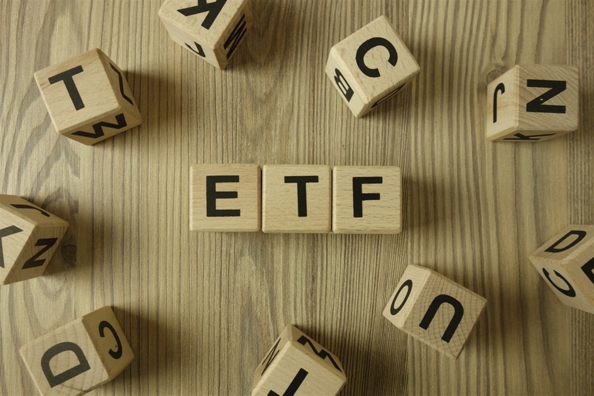 Word etf from wooden blocks on desk — Photo