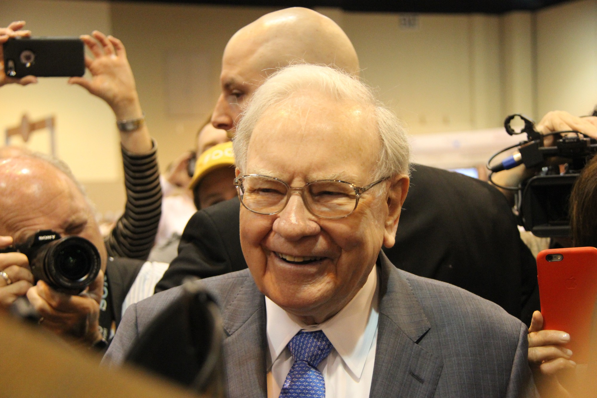 Warren Buffett Owns 2 S&P 500 Index Funds. They Could Soar 153%, According to a Top Wall Street Analyst